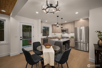 809 W Armour St, Seattle, WA 98119 - photo 7