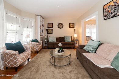 57 Edgecomb St, Albany, NY 12209 - photo 5