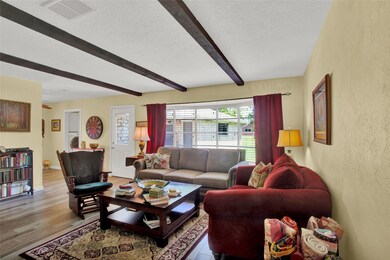 4103 Ravine Dr, Friendswood, TX 77546 - photo 5