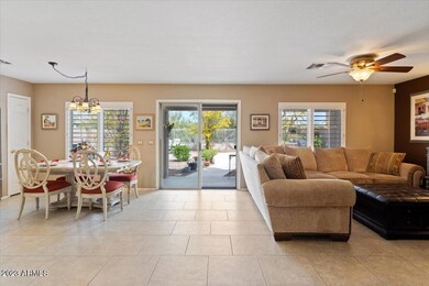 03-Dining & Living Room