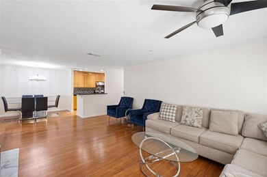 2714 Vinings Central Dr SE unit 5, Atlanta, GA 30339 - photo 6