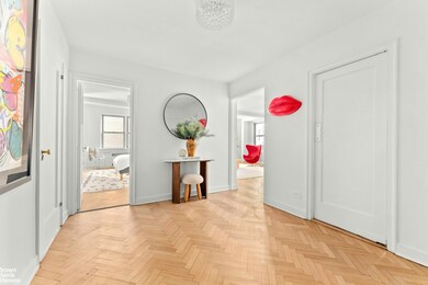 4 E 70th St unit 5C, New York, NY 10021 - photo 4