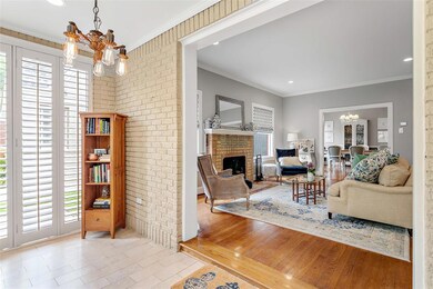 5847 Morningside Ave, Dallas, TX 75206 - photo 4