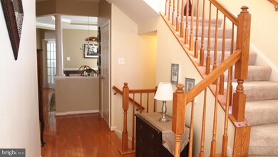 13762 Lowe St, Chantilly, VA 20151 - photo 2