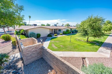 10701 W Santa fe Dr, Sun City, AZ 85351 - photo 2
