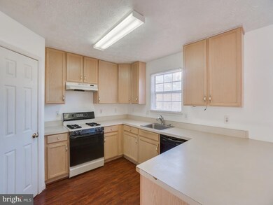 203 Park Cove Dr, Stafford, VA 22554 - photo 3