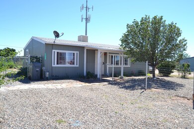 24095 N Riviera Ave, Paulden, AZ 86334 - photo 2