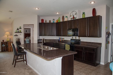 12153 Alexandra Dr, Jacksonville, FL 32218 - photo 4