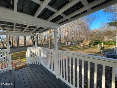 196 Thorne Ln, Cookeville, TN 38506 - photo 3