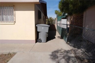 303 Kelvin Ave, El Paso, TX 79915 - photo 3
