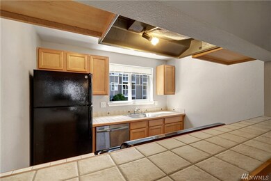 1144 N 198th St unit E204, Shoreline, WA 98133 - photo 2