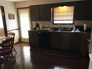 27 Coates Ln, Indiana, PA 15701 - photo 2