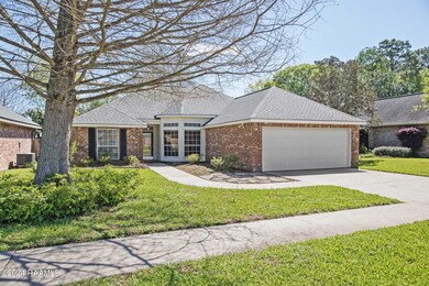 2-web-or-mls-703 Kaiser Dr-2