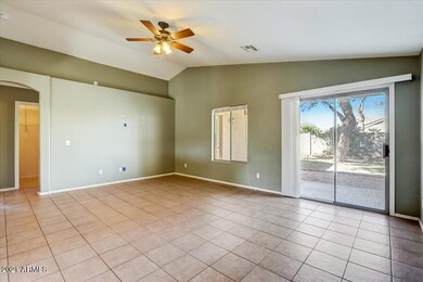 07-W Diamond Ave-007