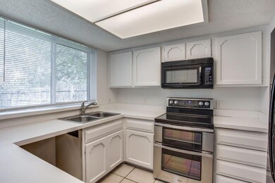 6401 Dorchester Trail, North Richland Hills, TX 76182 - photo 6