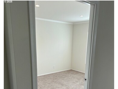 1025 S 6th St unit 78, Harrisburg, OR 97446 - photo 6