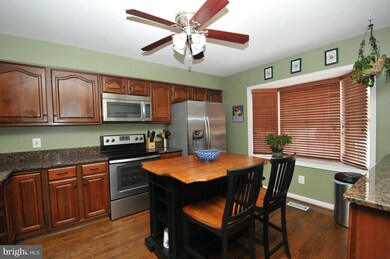 128 Gretna Green Ct unit XIII-8, Alexandria, VA 22304 - photo 6