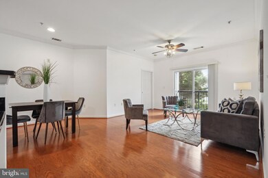 11352 Aristotle Dr unit 7-105, Fairfax, VA 22030 - photo 5
