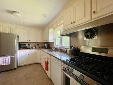 82 Union St unit 1, Natick, MA 01760 - photo 4