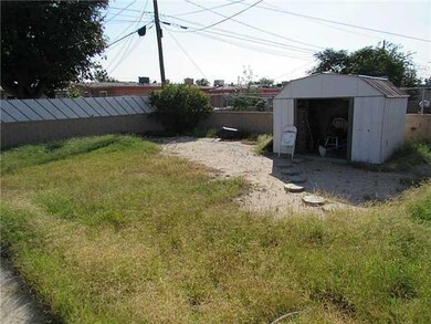 304 Gladys Ave, El Paso, TX 79915 - photo 5