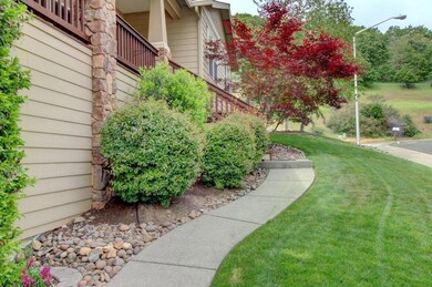 509 Cypress Ave, Rogue River, OR 97537 - photo 3