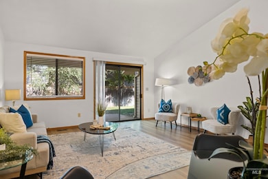 21322198 S Gekeler Ln, Boise, ID 83706 - photo 5