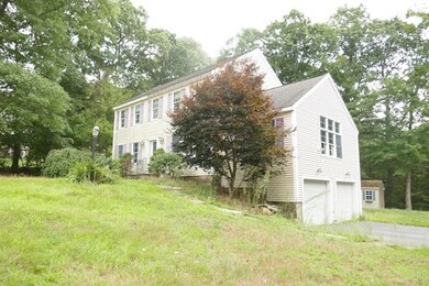 12 Rhonda Rheault Dr, Oxford, MA 01540 - photo 2