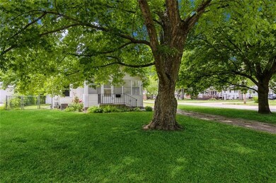 2624 60th St, Des Moines, IA 50322 - photo 7