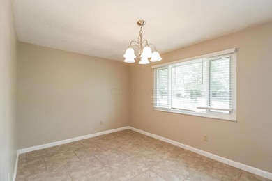 2606 Brownfield Rd, Columbus, OH 43232 - photo 5