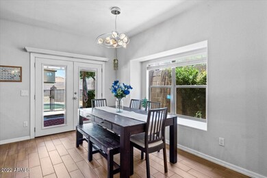 05-Dining Area