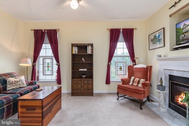 11206 Englewood Ct, Fredericksburg, VA 22407 - photo 5
