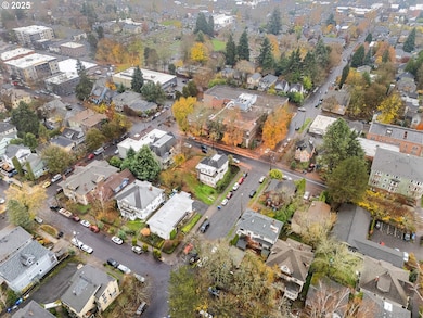 1705 SE Morrison St, Portland, OR 97214 - photo 6