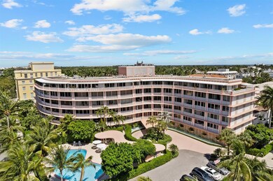 315 S Lake Dr unit 2A, Palm Beach, FL 33480 - photo 2