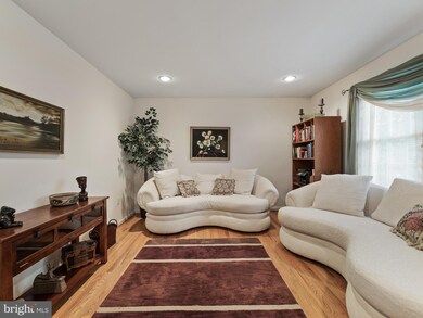 1027 Bexhill Dr, Frederick, MD 21702 - photo 6