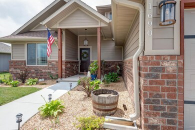 1690 E Pea Ridge Dr, East Republic Township, MO 65738 - photo 3