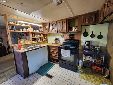 32604 S Krupicka Way, Molalla, OR 97038 - photo 4