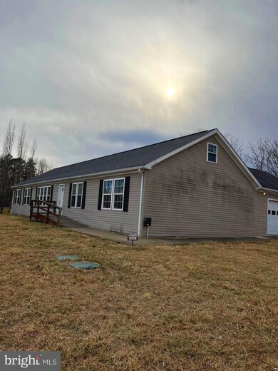 331 Box Factory Rd, Summit Point, WV 25446 - photo 2