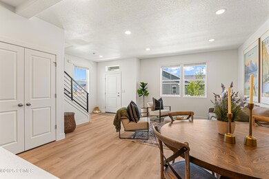 1044 E 1930 S, Daniel, UT 84032 - photo 2