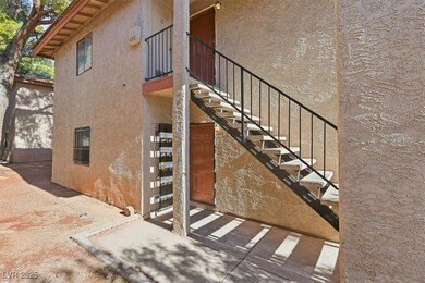 5576 W Rochelle Ave unit 6A, Las Vegas, NV 89103 - photo 2