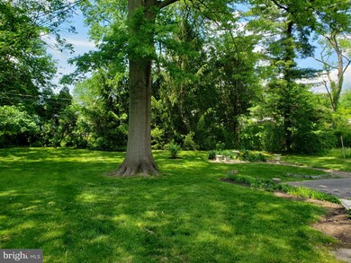 307 S Trooper Rd, Norristown, PA 19403 - photo 5