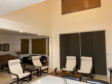 7262 NW 113th Place, Doral, FL 33178 - photo 5