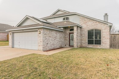 310 Alpine Dr, Weatherford, TX 76086 - photo 2