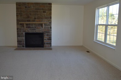 655 Holly Crest Dr, Culpeper, VA 22701 - photo 4