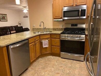 8 Scott Terrace unit 4, Holden, MA 01520 - photo 4