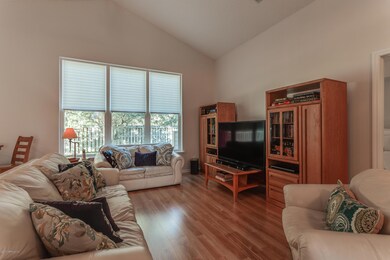 04 Living Room