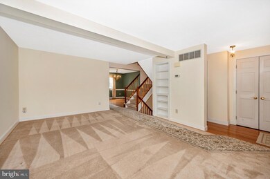 6808 Farmbrook Ct, Frederick, MD 21703 - photo 5