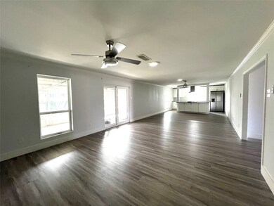 6002 Jerrycrest Dr, Pearland, TX 77584 - photo 4