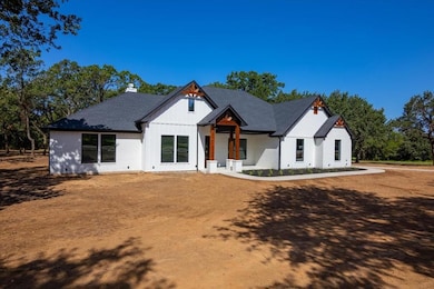 131 Post Oak Ln, Springtown, TX 76082 - photo 5