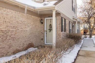1700 Autumn Ave unit D, Schaumburg, IL 60193 - photo 2