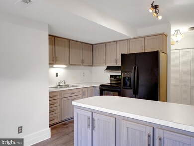 2B Fairway Rd, Reading, PA 19607 - photo 5